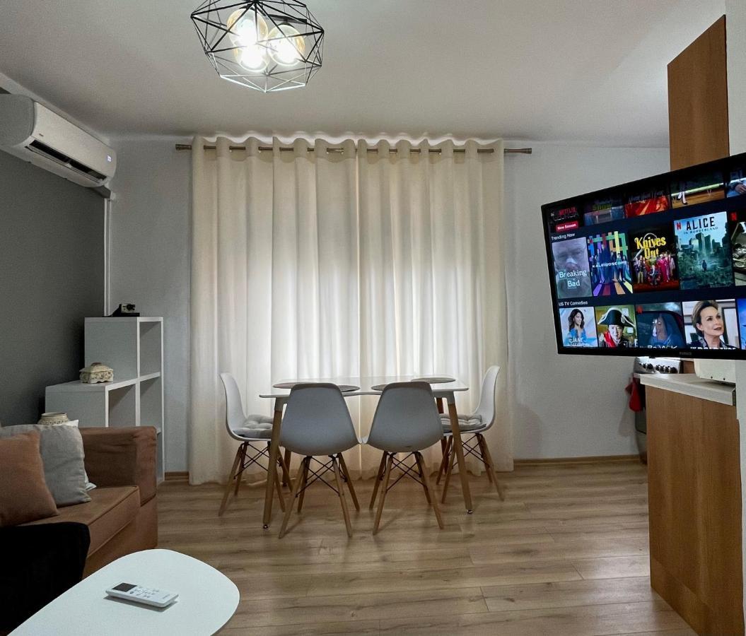 Luel Central Apartament Tirana Exterior foto